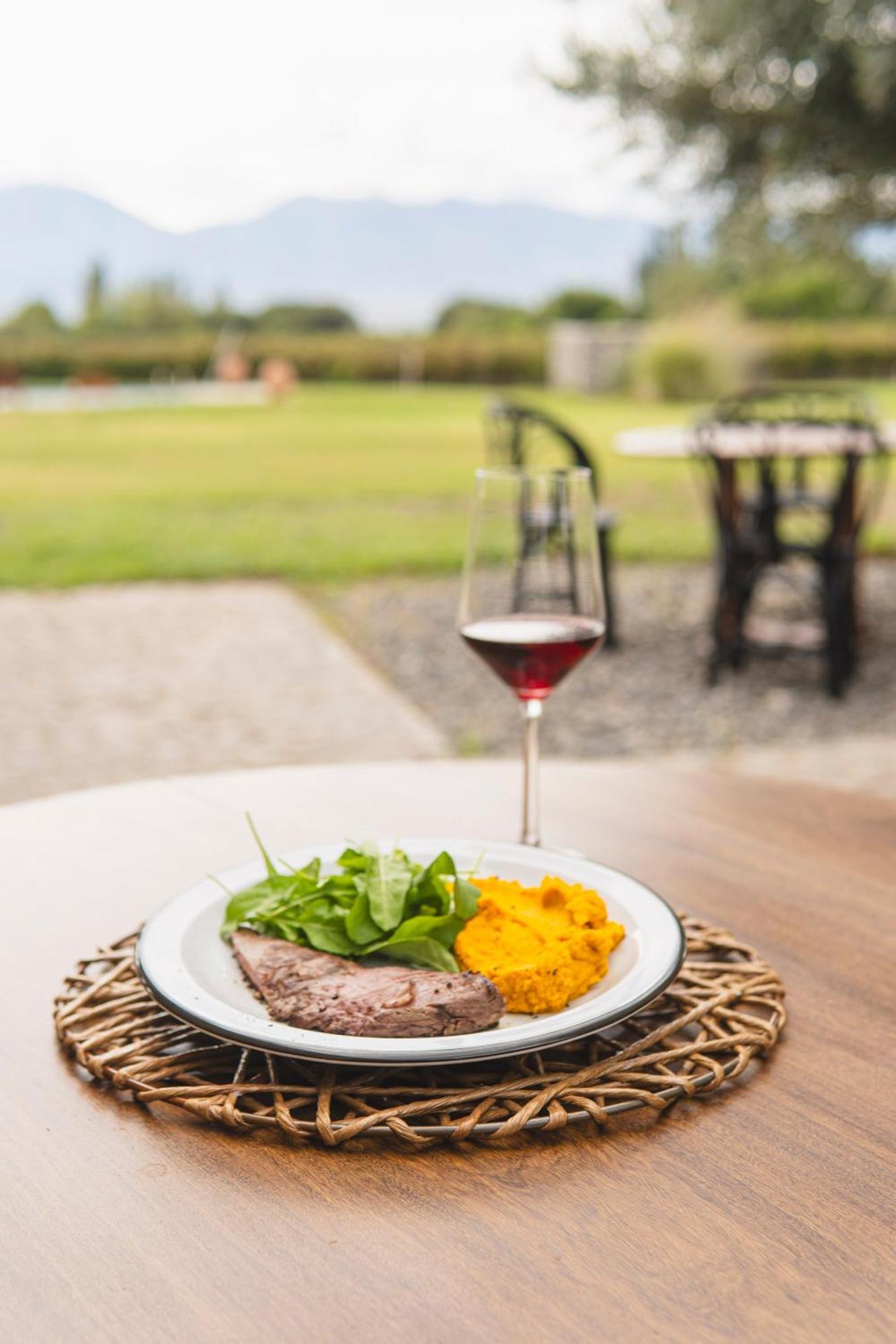 El Porvenir Wine Lodge 卡法亚特 外观 照片
